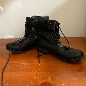 Rock & Candy black laced boots